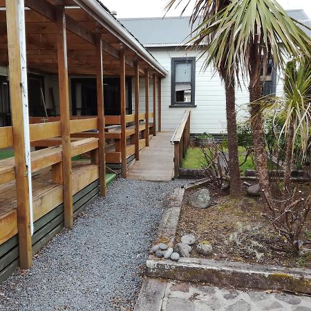 Slalom Lodge Raurimu エクステリア 写真