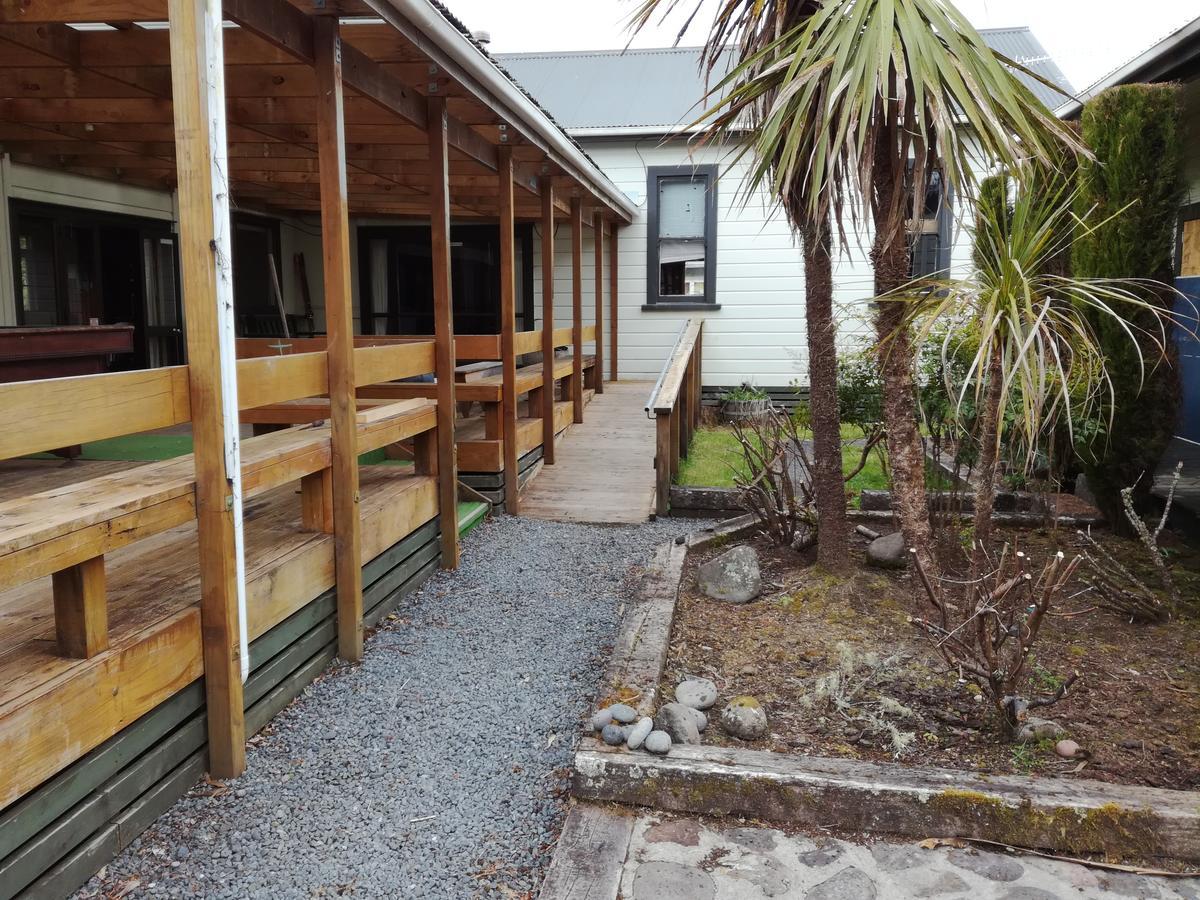 Slalom Lodge Raurimu エクステリア 写真